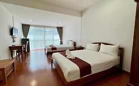 บ้านสวนคุณตา แอนด์ กอล์ฟ รีสอร์ท